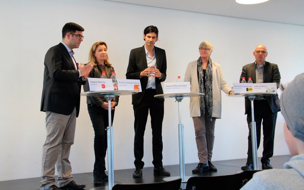 Podiumsdiskussion zum Thema Asyl