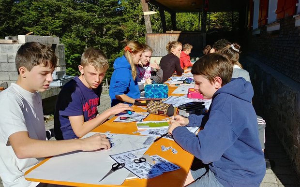Arbeitswoche der U2b in Stoos
