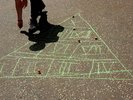 Ludus Delta – wer wirft mit den Nüssen die höchsten Zahlen