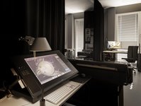 Illustrationsplatz mit Sicht auf Plotter und Fotodrucker