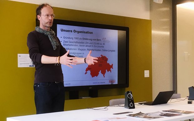 Public Eye – ein Vortrag im EF Geografie