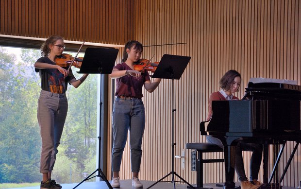 Eindrücke aus dem Lunchkonzert, Schülerfoto: Jonas Morf