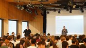 Politik hautnah: Eine Woche voller Debatten, Entdeckungen und Begegnungen an der Kantonsschule Uster