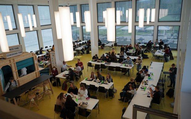 Lunchkonzert in der Mensa, 28.09.20, Lisa Gehrig, G6e (Presseteam)
