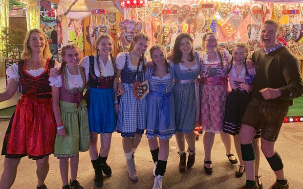 Roboter und Oktoberfest: Arbeitswoche München G5c