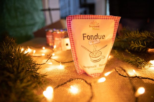 Warmes Dosenfondue und klirrende Kälte am Ustermarkt: Foto: Niklas Baerlocher; G3i (Presse-Team)