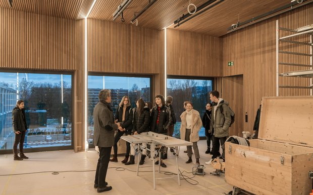 In der neuen Aula