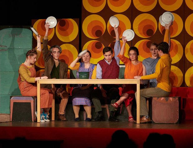 Acht Monate mit der «Familie Hase»: Theateratelier 2018/2019