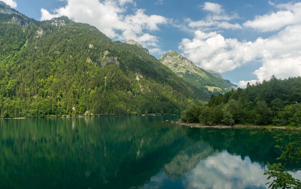 Am Klöntalersee